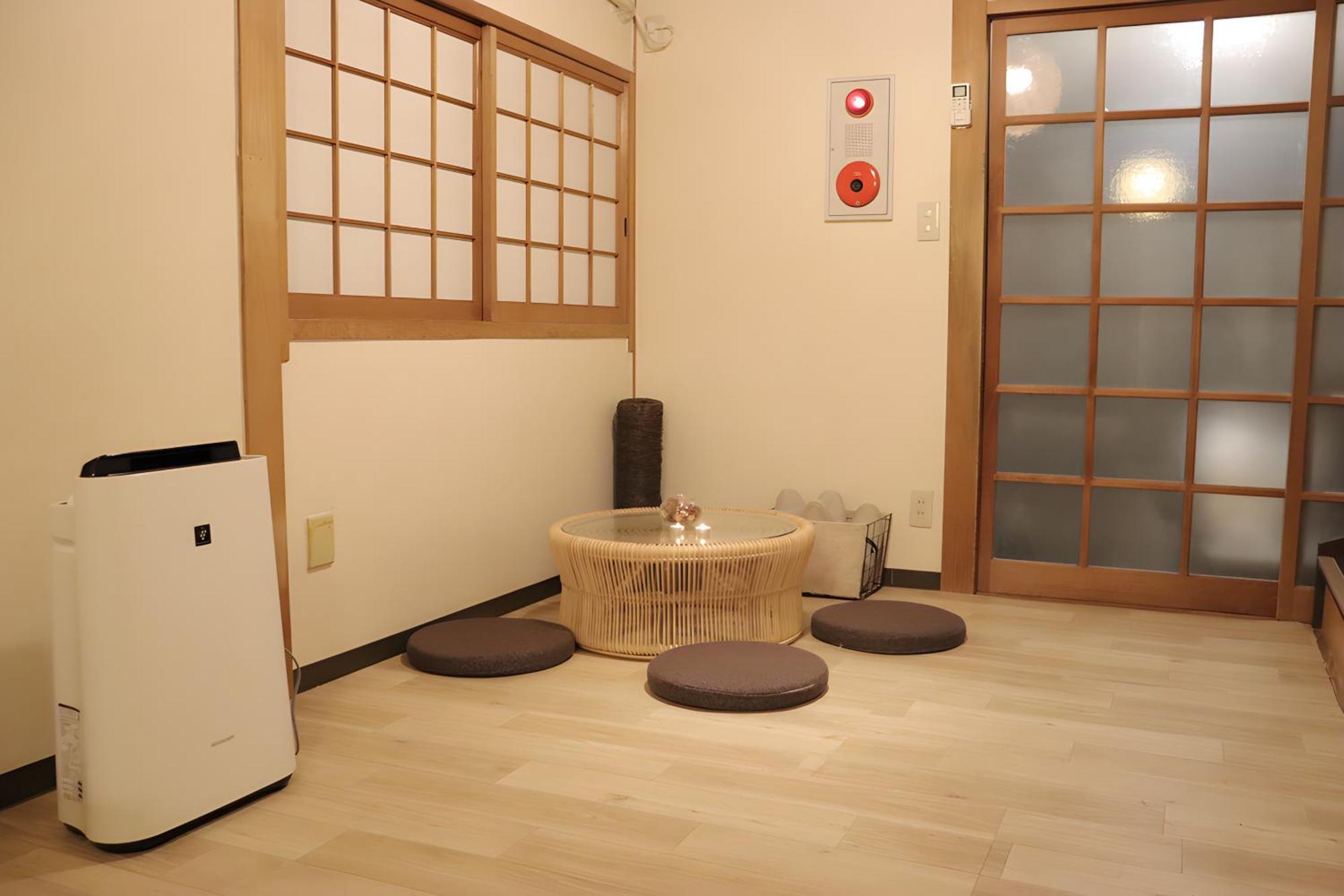 Renewal 天神橋筋六丁目駅徒歩2分 屋上テラス付き一軒家 天満居酒屋街2分 梅田10分 難波15分 Villa Osaka Eksteriør billede