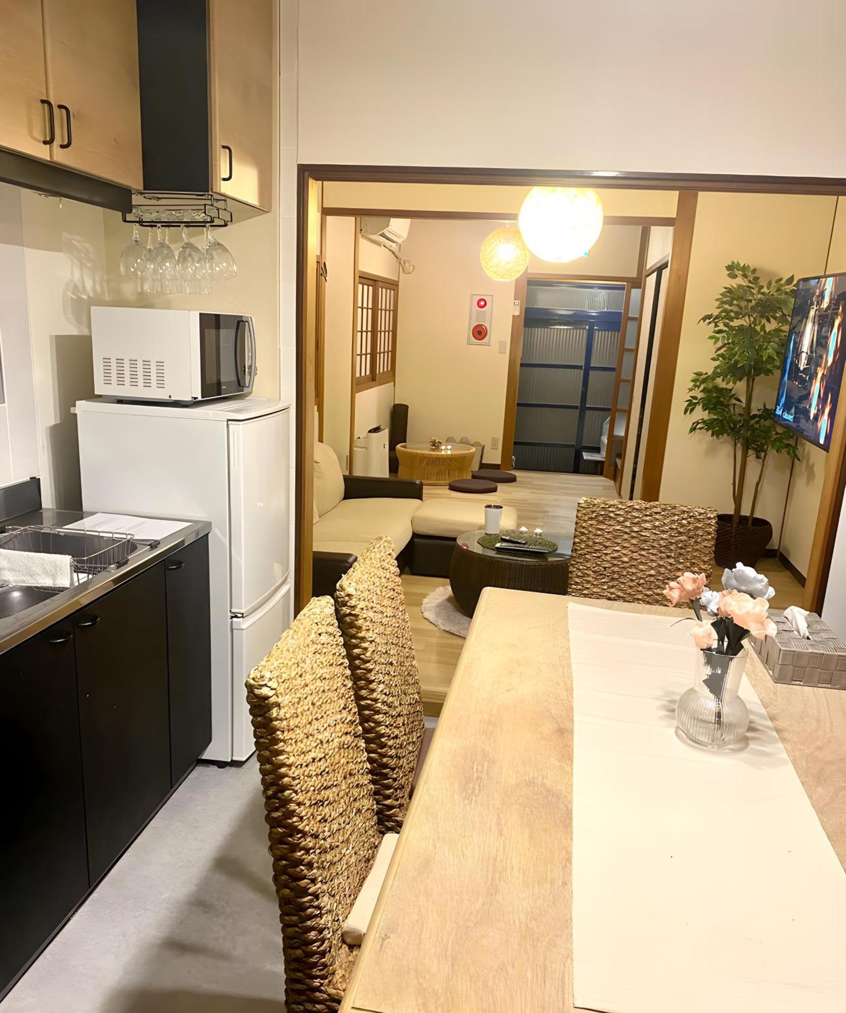 Renewal 天神橋筋六丁目駅徒歩2分 屋上テラス付き一軒家 天満居酒屋街2分 梅田10分 難波15分 Villa Osaka Eksteriør billede